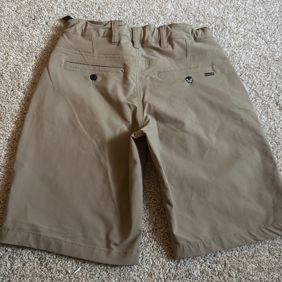 Boys khaki shorts - Picture 3 of 4
